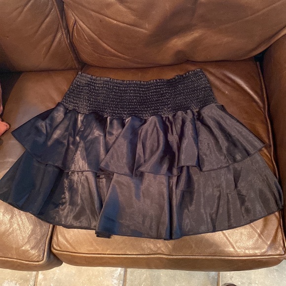 Skirt - Picture 2 of 5